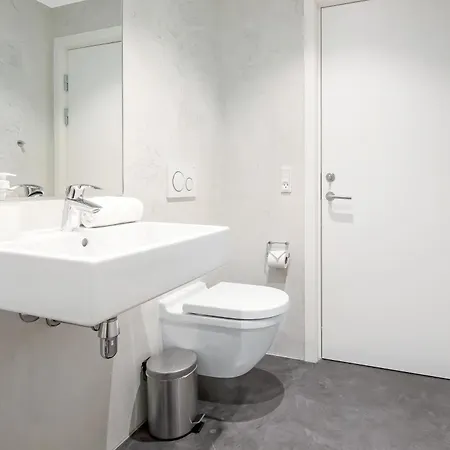 Otel Sleepcph 2*